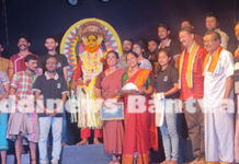 ಒಡಿಯೂರು ಸಂಸ್ಥಾನದಲ್ಲಿ ನಡೆದ ತುಳು ನಾಟಕ ಸ್ಪರ್ದೆ: ‘ಗೋಂದೊಳು’ ಪ್ರಥಮ – ‘ಮೋಕೆದ ಮದಿಮಾಲ್’ ದ್ವಿತೀಯ – ‘ಕಾಪ’ ತೃತೀಯ